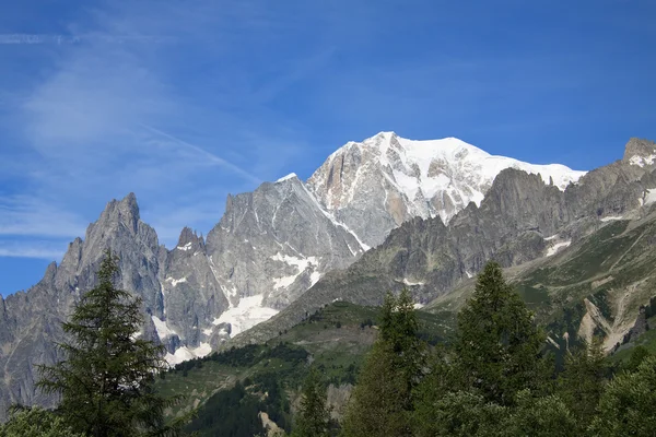 Mont blanc και aiguille noire — Φωτογραφία Αρχείου