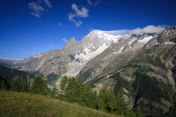 Mont Blanc e Aiguille Noire — Fotografia de Stock