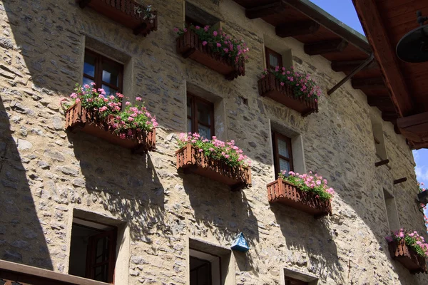 House in Courmayeur — Stock Photo, Image