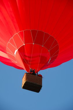 Red hot air balloon clipart