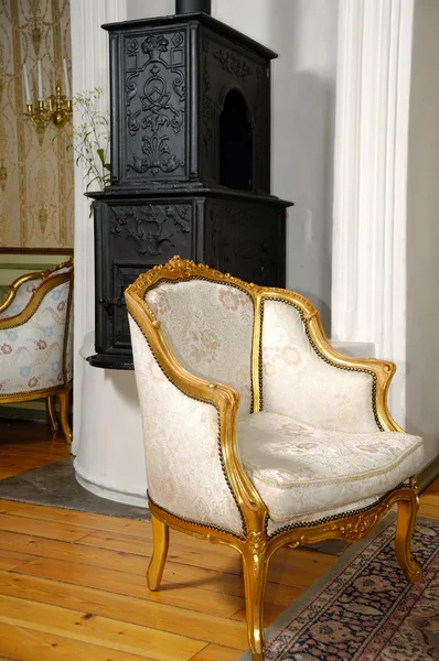 Элегантное кресло — стоковое фото