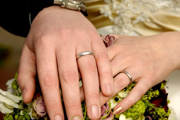 Bröllop händer — Stockfoto