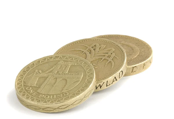 Inggris satu pound koin pada latar belakang putih — Stok Foto