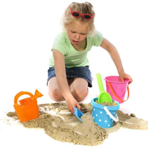 Spelen met zand — Stockfoto