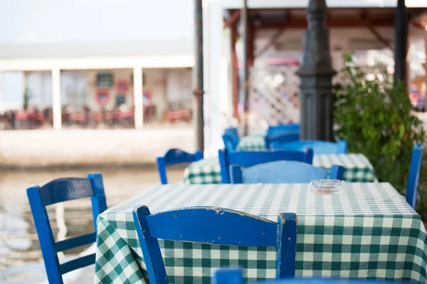 Quiet Greek taverne — Stock Photo, Image