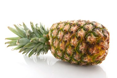 Tüm ananas