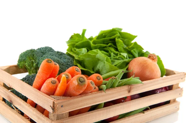 Láda zöldségekkel — Stock Fotó