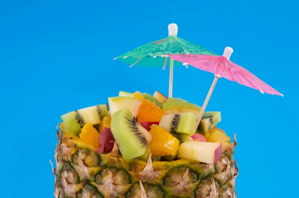 Coquetel de frutas tropicais — Fotografia de Stock