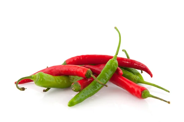 Groene en rode paprika — Stockfoto