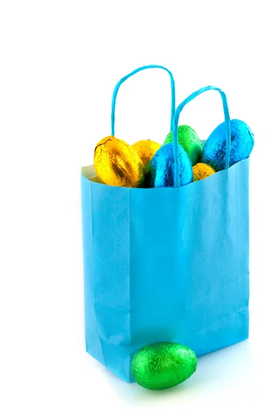 Синяя сумка с яйцами — стоковое фото