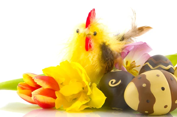 Easter eggs and flowers — Stock Photo, Image