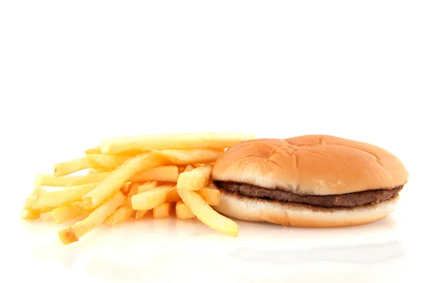 Gebakken frites en hamburger — Stockfoto