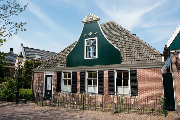 Tradiční holandský dům — Stock fotografie