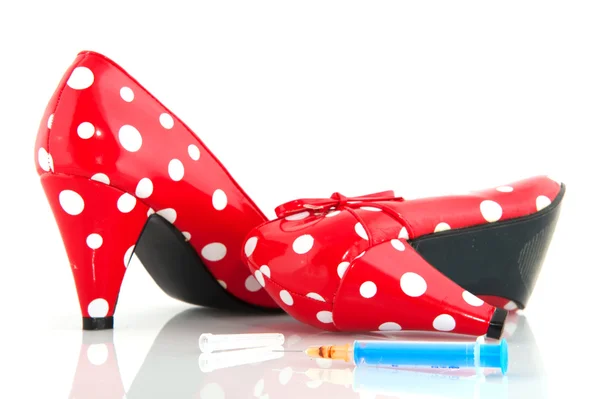 Lady shoes with drugs — Stock Photo, Image