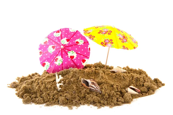 Sommersonnenschirme am Strand — Stockfoto