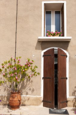 romantik Fransız house