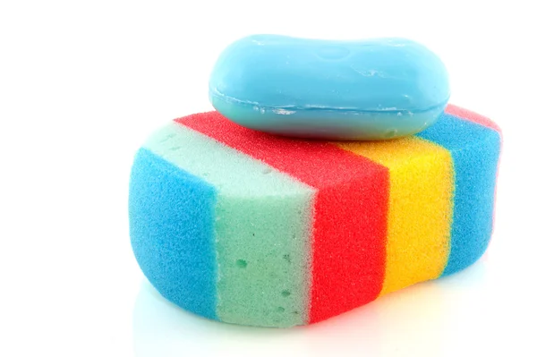 Jabón y esponja colorida — Foto de Stock