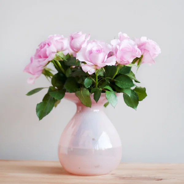 Bouquet pink roses — Stock Photo, Image