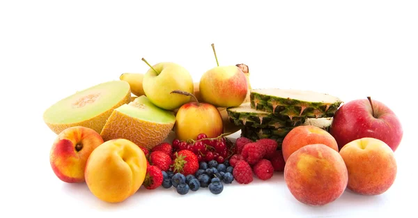 Ποικιλία φρέσκων φρούτων — Φωτογραφία Αρχείου