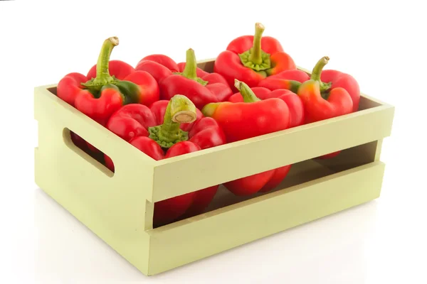 Cassetta di legno con verdure — Foto Stock