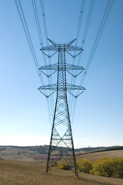 Líneas eléctricas de alto voltaje — Foto de Stock