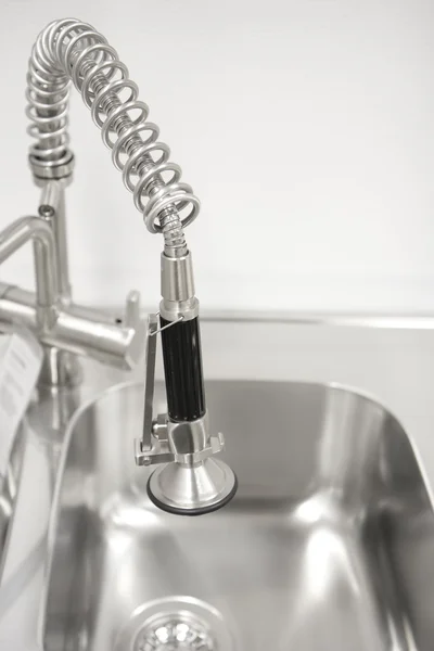 Lavello e rubinetto — Foto Stock