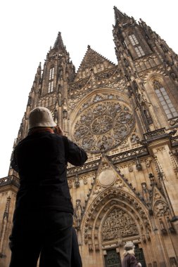 turistler önünde saint vitus