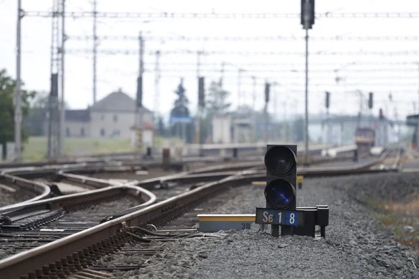Ferrocarril con trenes — Foto de Stock