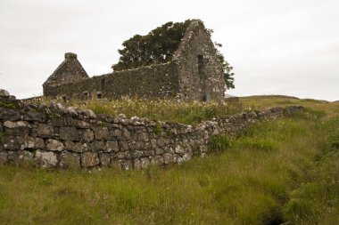 İskoçya bir kilise kalıntıları