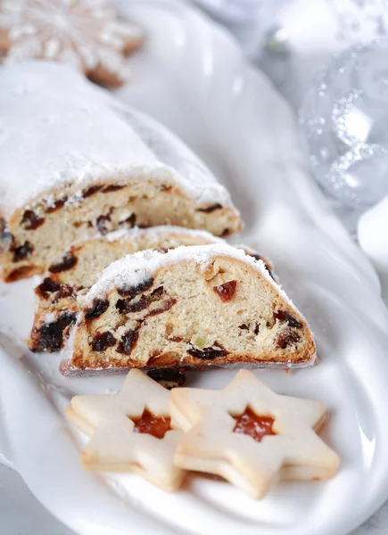 Christmas cake and cookies — Stock Photo, Image
