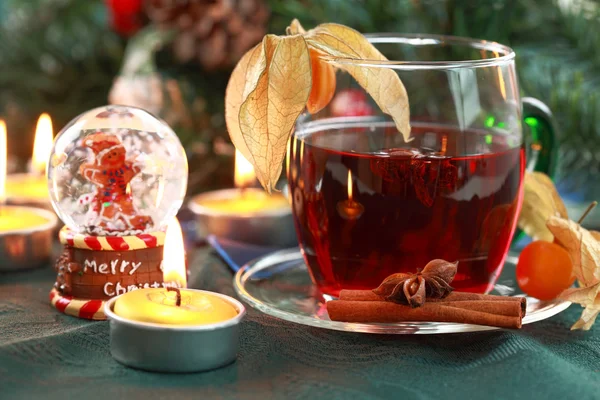 겨울과 크리스마스에 대 한 뜨거운 음료 — 스톡 사진