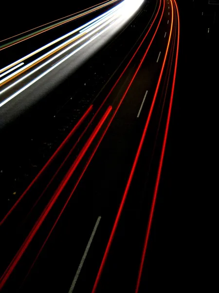 Luzes de tráfego noturno — Fotografia de Stock