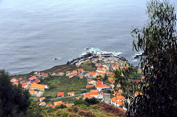 Porto Moniz, norte da ilha da Madeira, Portugal — Fotografia de Stock