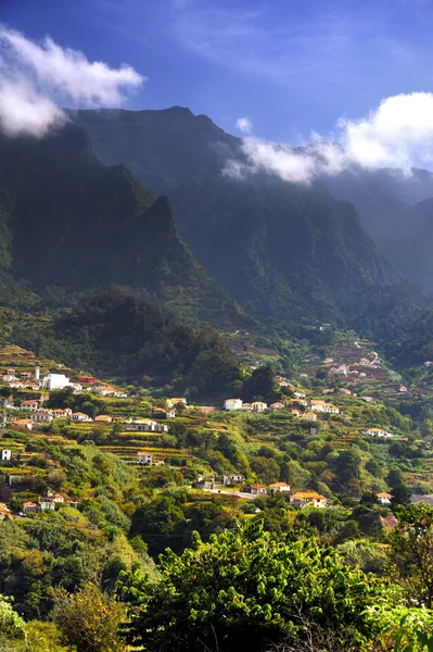 Paisagem montanhosa da Madeira, Lombo da Serra dos Judeus — Fotografia de Stock