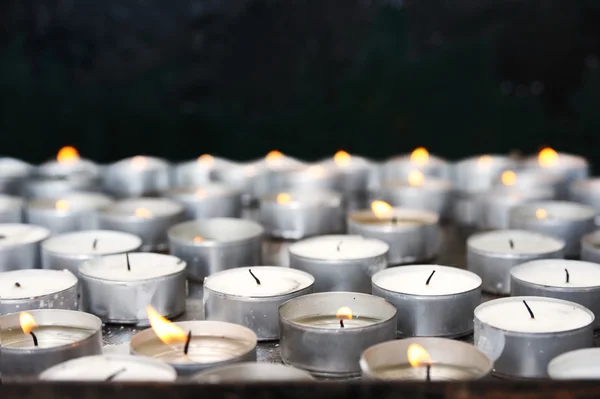 Prayer candles in church — Stock Photo, Image