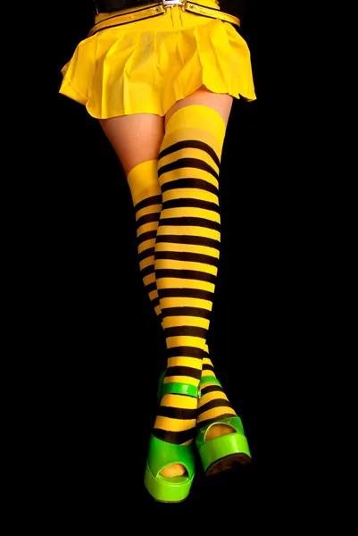 Pernas listradas - riscas amarelas e pretas — Fotografia de Stock