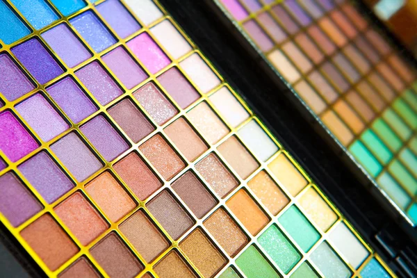 Kleurrijke eyeshadows — Stockfoto