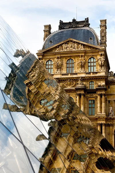 Louvre Museum — Stock Photo, Image