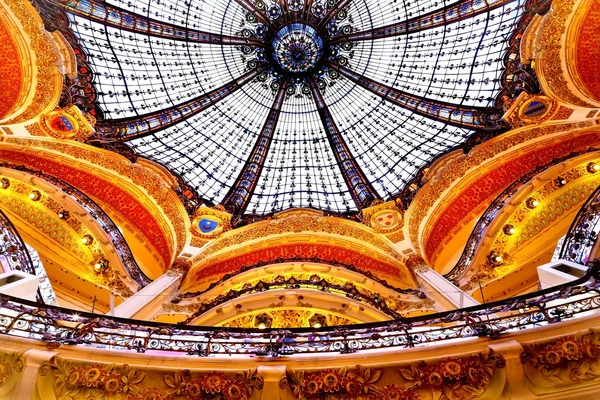 Galerías Lafayette - París — Foto de Stock