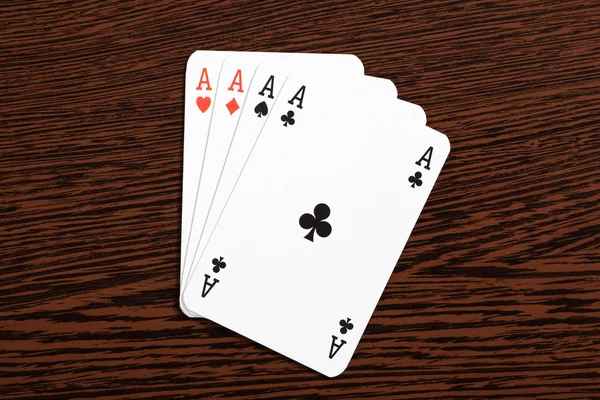 Χαρτιά του πόκερ στο τραπέζι — Φωτογραφία Αρχείου