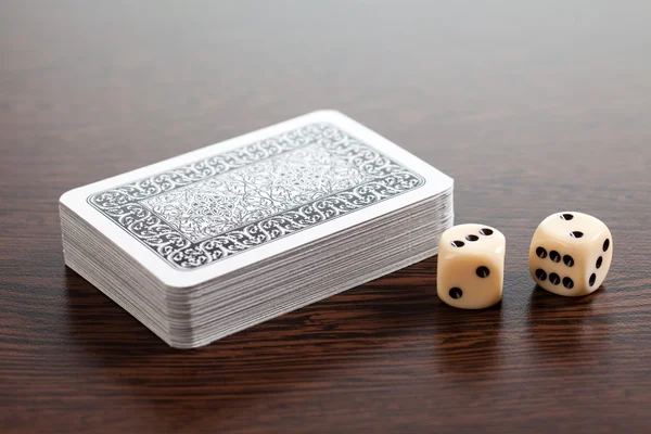 Pokera karty i kostki — Zdjęcie stockowe