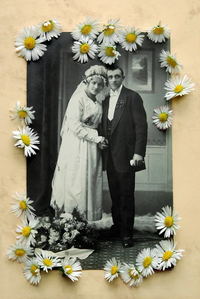 Gelin çiftiyle Vintage: papatya