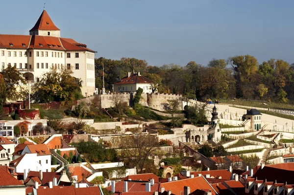 Tuinen van kasteel van Praag — Stockfoto