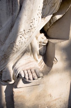 antika bir heykel parçası