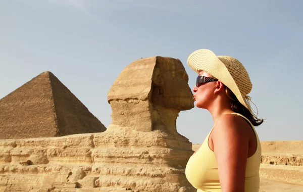 Kiss with the Sphinx — Stock Photo, Image