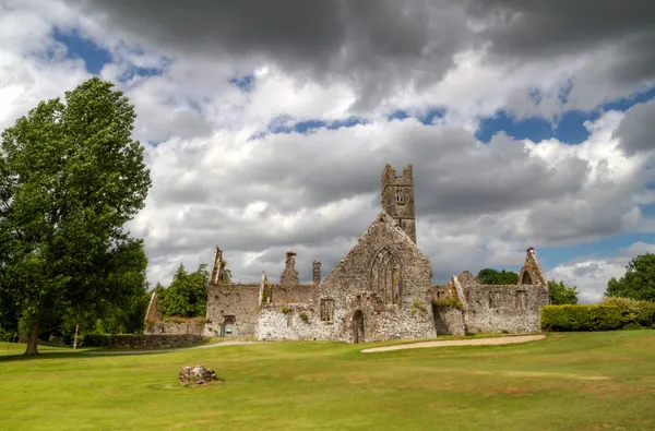 Adare Abbey in Ireland — Stock Photo, Image