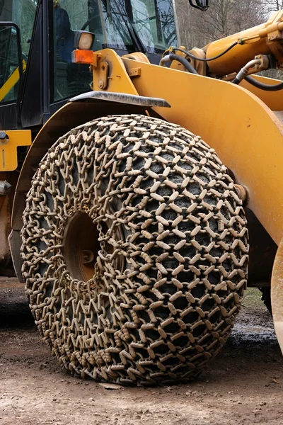 Correntes nos pneus — Fotografia de Stock