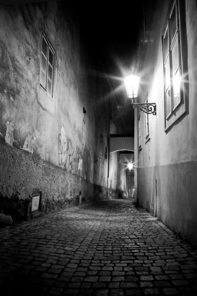 Mysterious narrow alley — Stock Photo, Image