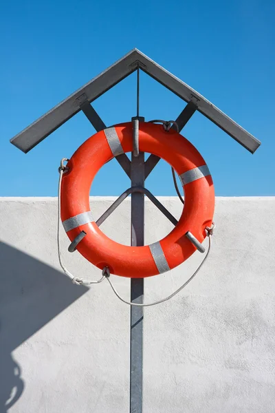 Oranje leven buoy — Stockfoto