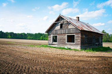 Abandoned wooden house clipart
